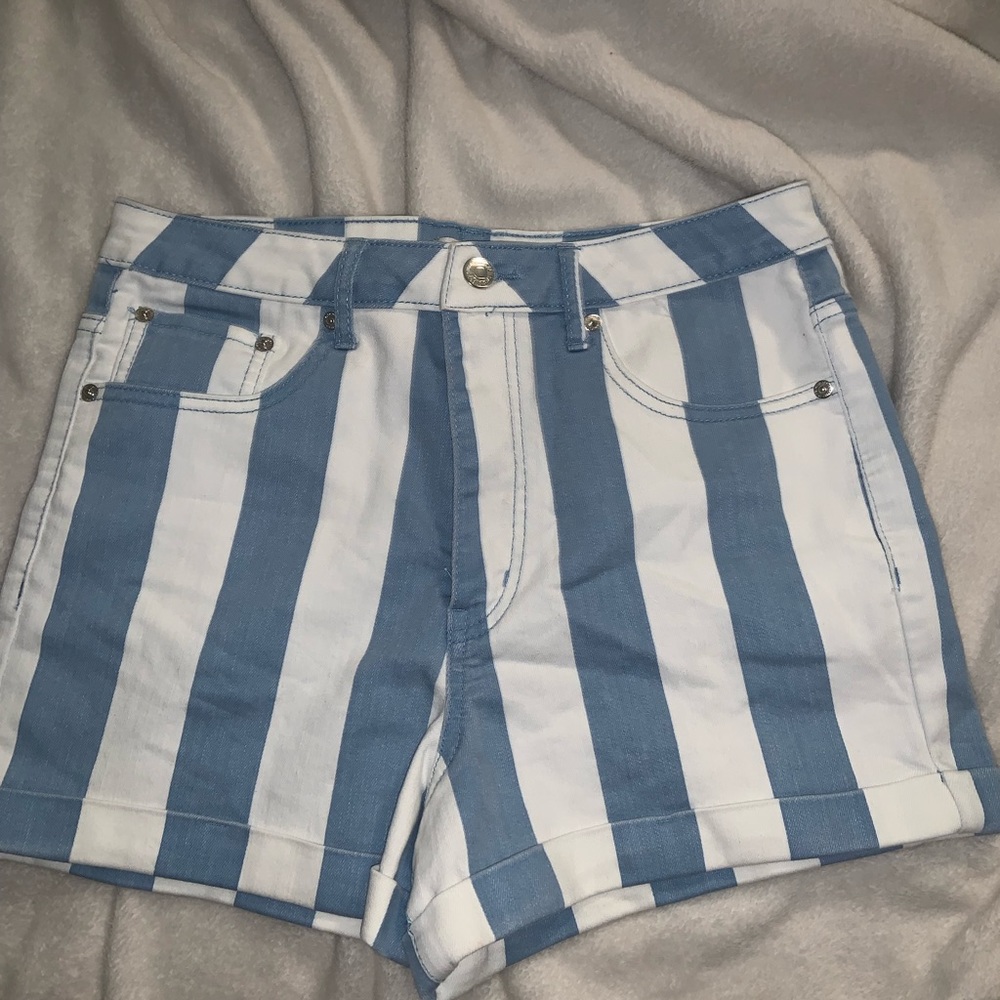 High rise shorts